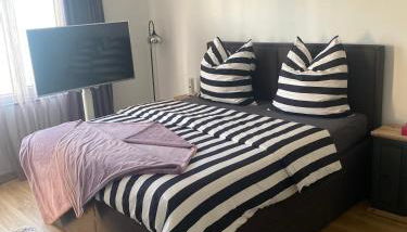 New komplett möblierte Wohnung-Zentral - Foto 2