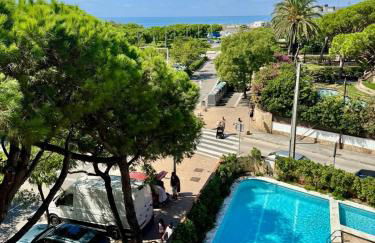 Apartment in front of the beach - Photo 10