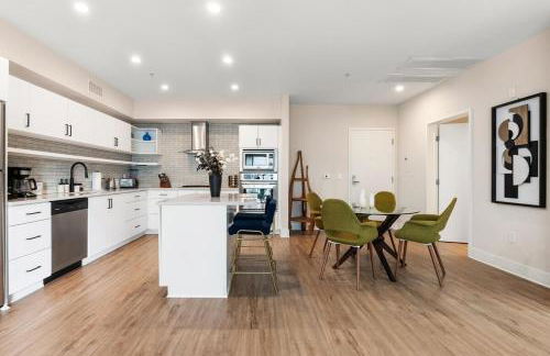 Spinel Stay - Charming 2BR Retreat Zen Garden Views Central - Foto 22