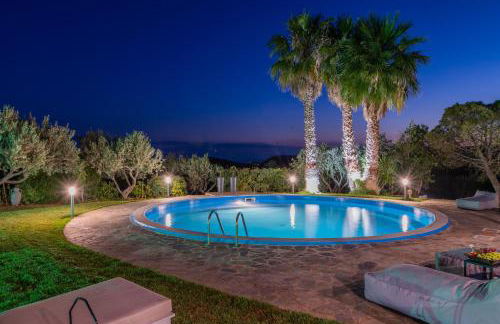 Cuervo Poolside Villa - Photo 1