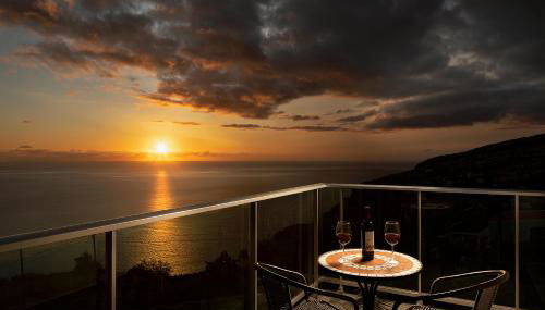 Martinho Apartment View - Photo 3