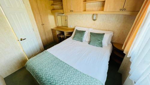 2 Bedroom Caravan SHS3, Sandhills, Bembridge - Foto 5, wardrobe