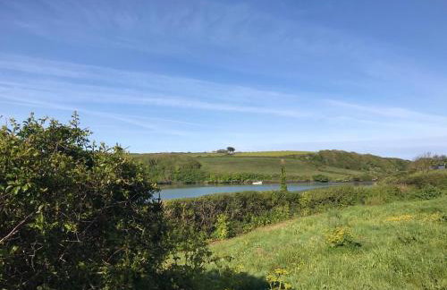 Amazing 2-bedroom apartment with lovely sea views - Foto 40