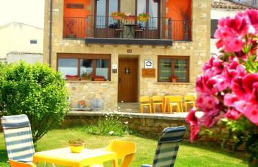 Casa rural Navarra cerca del nacedero del Urederra Belastegui - Foto 1