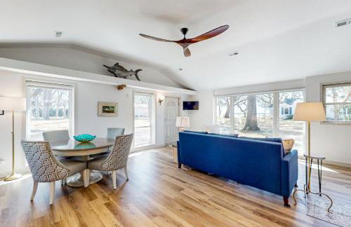 Three dog-friendly, waterfront cottages with full kitchens & private beach - Foto 40