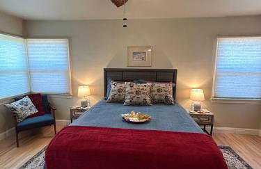 UNIQUE SPANISH HACIENDA HOUSE with POOL VINTAGE 1948 EUROPEAN ANTIQUES ETHNIC ART - Photo 13