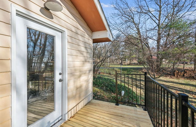 Cozy Lakefront Studio On Long Lake! Home by RedAwning - Foto 18