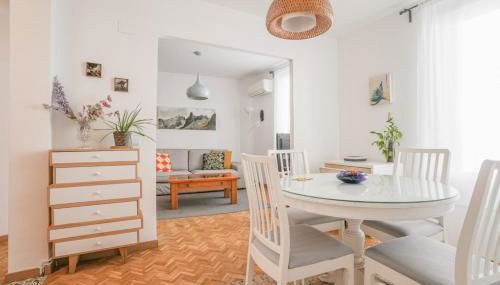 Bright cozy 2BD - OPERA area - Photo 3, Other