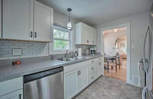 Benton Harbor Gracie Cottage with Hot Tub and Yard! - Foto 11