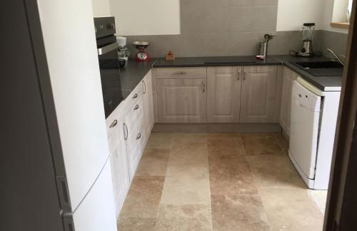 Maison de ville 3 chambres 3 salles d'eau parking 2 places - Foto 5