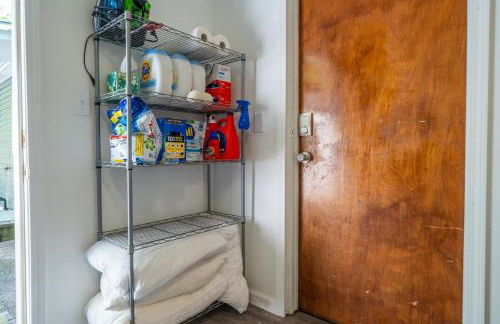 Mountain Bungalow-Walk to Downtown/Biker's Dream! - Foto 39