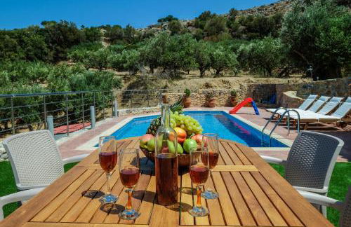 Chania Village Charoupia & Daphne Villas Private Pool - BBQ - Foto 3