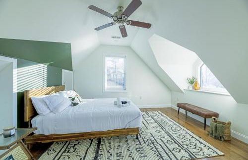 Ridgetop Hideaway 12-Guest Oasis with Hot Tub & Epic Views Near Winery Tours & Trails - Pets are allowed by request - Foto 47