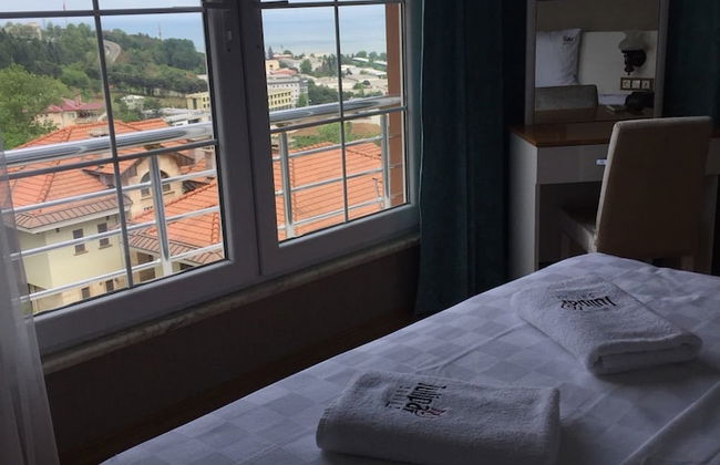 Tulipa Suites - Photo 11