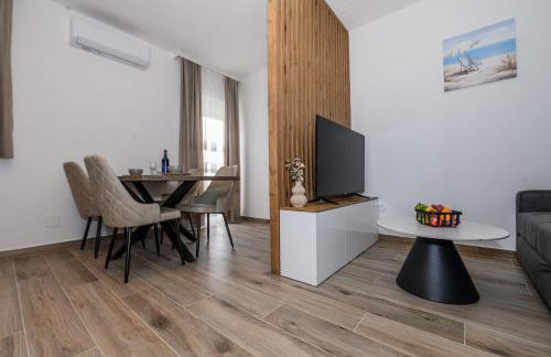 Apartmani Kornelija - Photo 13
