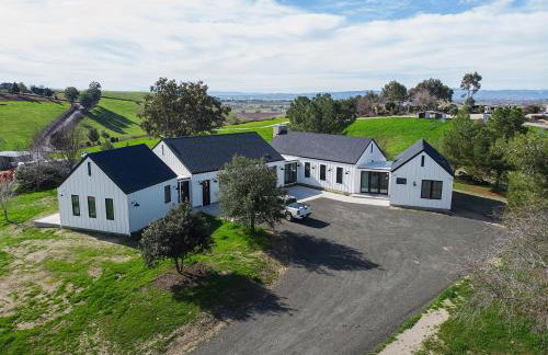 Steel City Cellars - Photo 23