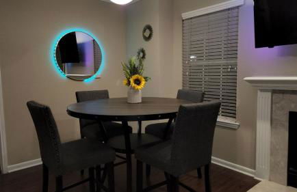 Med Center Charm 2br Haven - Photo 9