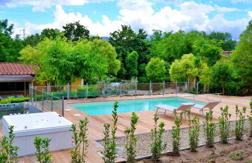 Villa Pongina with private pool - Foto 8