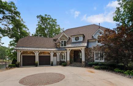 Private Dock, Pool + Hottub, Game Room, Firepit Paradise Pointe by Avantstay - Foto 141