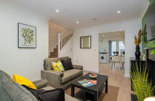 Modern 3BR Home - Designated Parking - Groups - Foto 12