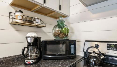 #StayInMyDistrict Hyde Park Bungalow - Photo 2