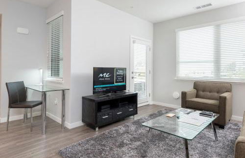 Churchill Living at Anton Menlo - Photo 5