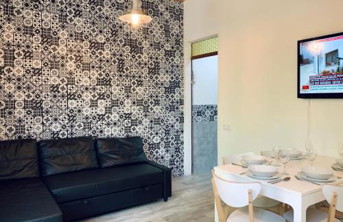 Charm Miró - Photo 3