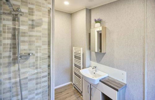 The Yorkshire Burrow Lodge with Hot Tub - Foto 22