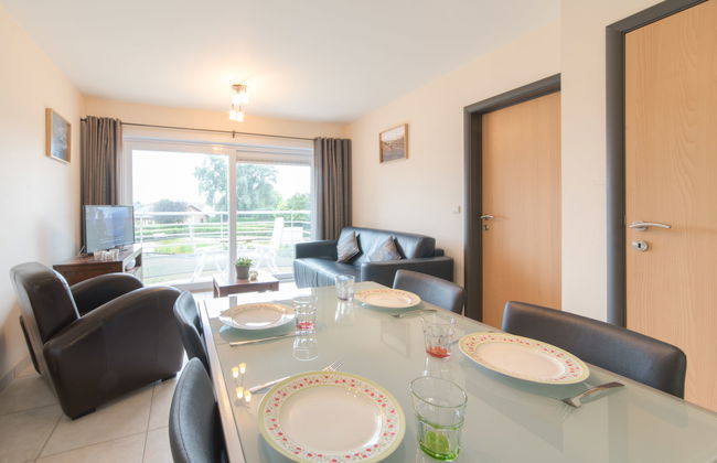 1 bedroom Apartment in De Haan with swimming pool and garden - Photo 1