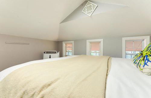 Forest-View Gem in Grantville with Wraparound Deck - Foto 17