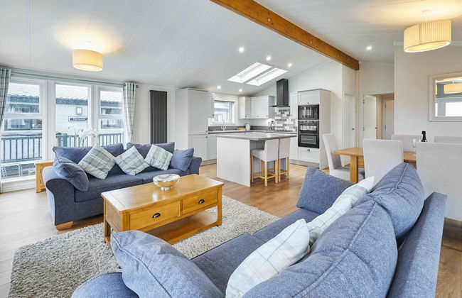 Host Stay Juniper Deluxe Lodge - Foto 1