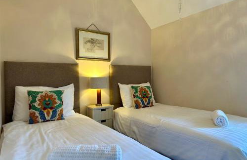 Stylish 2 Bed Apartment sleeps 4 - Foto 21