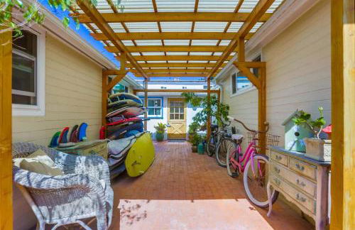 Surf and Sand Beach Bungalow - Foto 24