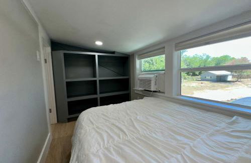 Tiny Private Room #5 in Shared 5BR House with Other Guests - Foto 15