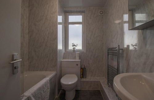 Kerr Apartment-Spacious 4-Bed Flat in Hamilton, Close to Glasgow - Foto 31