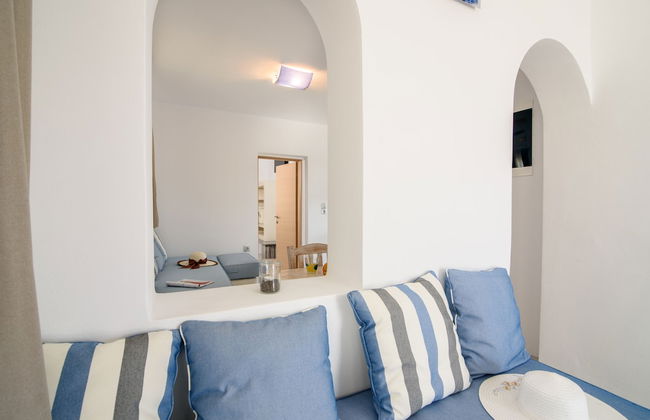 Villa George Santorini - Photo 14