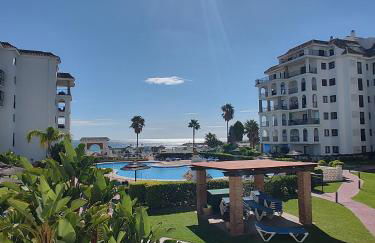 Duquesa 5210 Beach Side Paradise - Photo 34