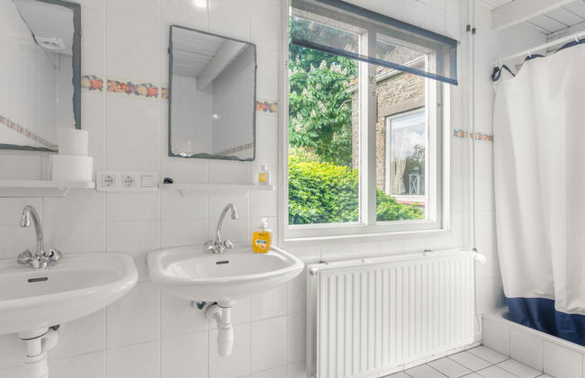 7 bedroom House in Zaamslag with garden - Photo 13