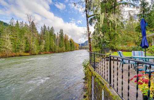 Darrington Home on River with Mountain Views - Foto 25