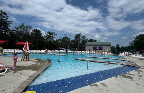 The Flying Dutchman Cottage in amenities filled Masthope community Ski Big Bear - Foto 19