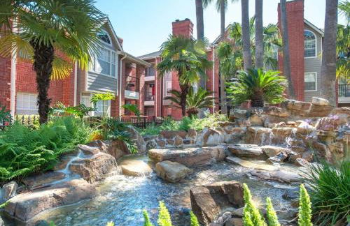 Med Center Charm 2br Haven - Photo 1