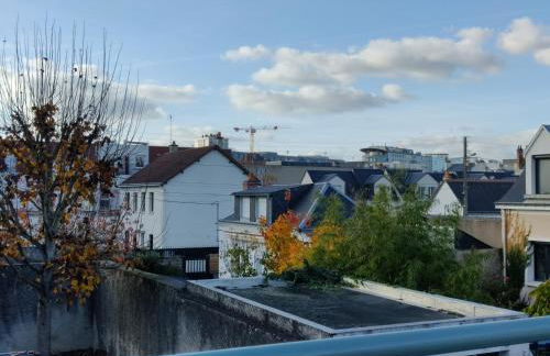 Terrasse 25m - Flat Cosy & Calme - 5 min Gare & Vinci - Foto 14