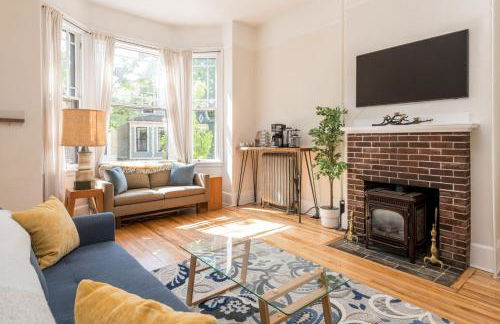 Local Landmark - Gorgeous Historic Home - Foto 18