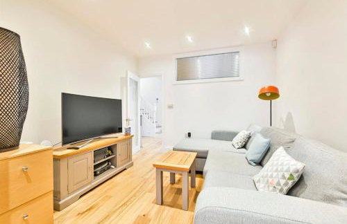GuestReady - Contemporary home in Chiswick - Foto 1