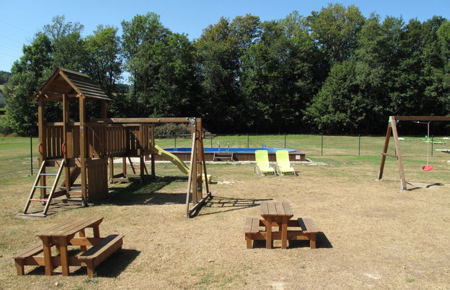 3 bedroom House in Stárkov with swimming pool and garden - Photo 36