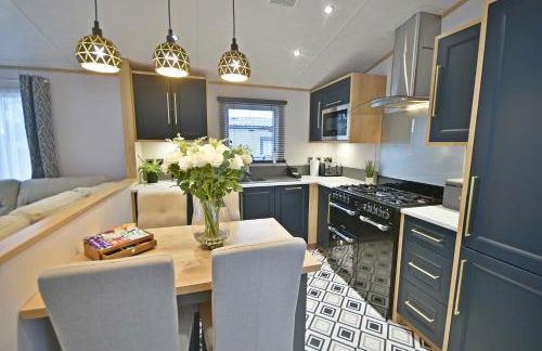 Pendle View Retreat - Holiday Park - Photo 23