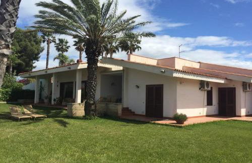 SERENDIPITY VILLA sea view, sun and Etna - Foto 1