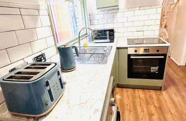 Charming, Renovated Residence in Willesden Green - Foto 23