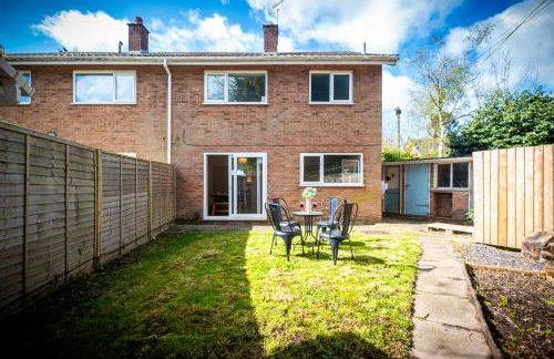 Spacious, Comfy, 3 Bed House - Free Parking - Quiet Area - In Shirley, Solihull - Near JLR, NEC, Airport, M42 - Foto 54