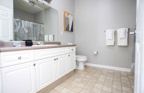 Comfortable Apartment with Pool Gym & other Amenities #3304 - Foto 12